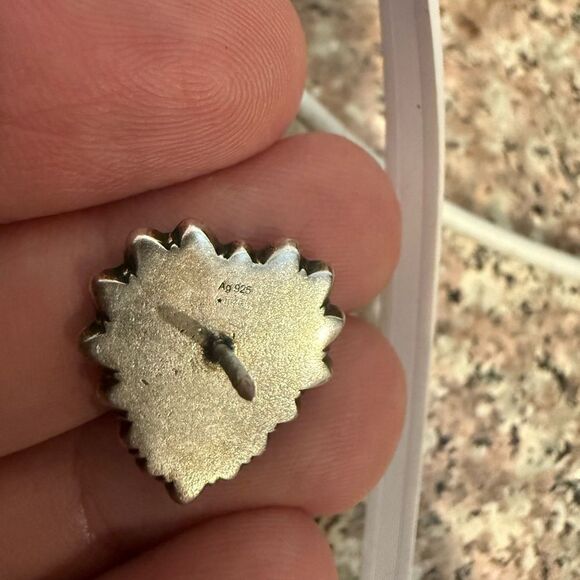 Brand new with box and dustbag Gucci Silver heart  Brooch - Picture 6 of 7